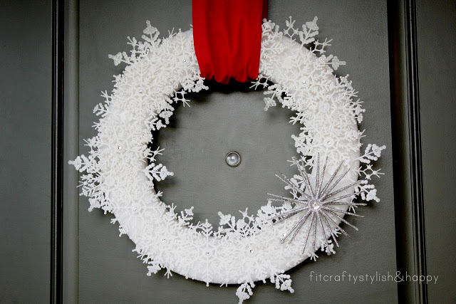 Snowflake Wreath from Fit Crafty Stylish and Happy